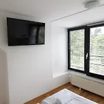 بيت شباب Most Hostel *