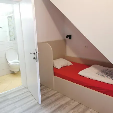 אכסניה Most Hostel