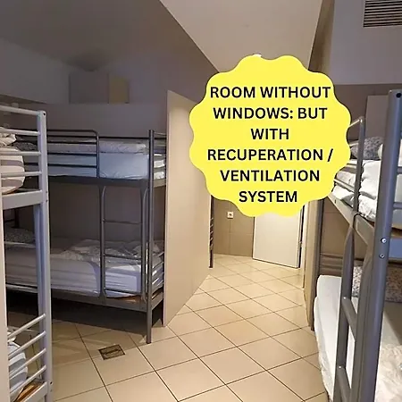 Most Hostel Vandrarhem *